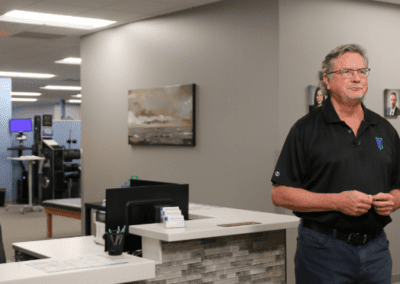 iSpine Rehab Clinics in Edina reception area