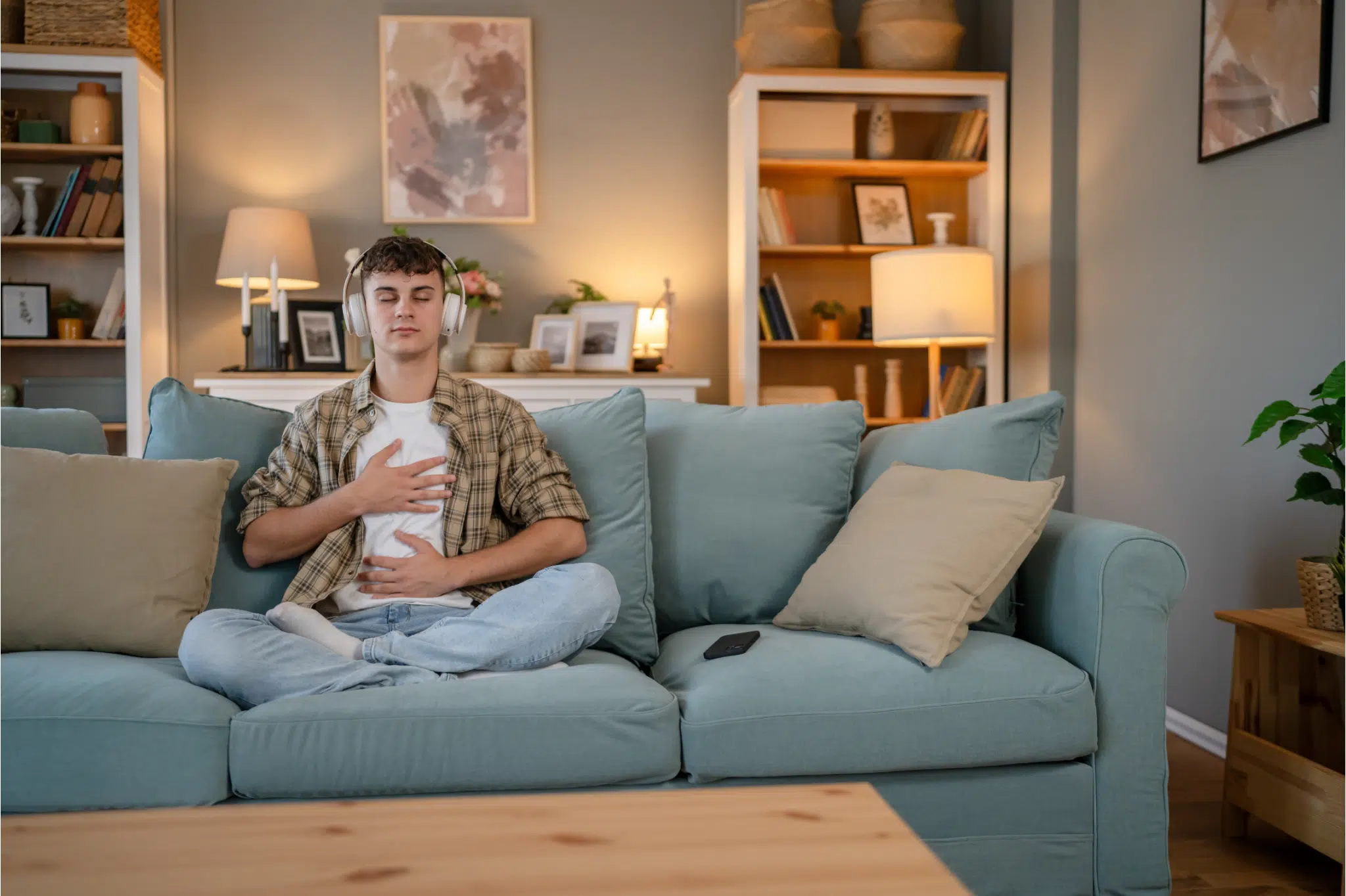 iSpine young man meditating