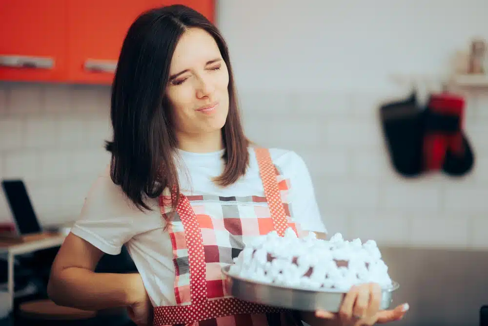 woman baking back pain